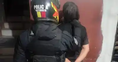 Salió a robar con un arma de juguete en la zona sur: no esperaba lo que la policía encontró después
