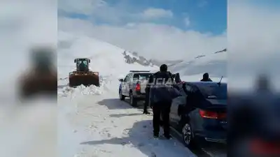 El temporal los tragó en plena cordillera: dos viajeros quedaron incomunicados en la Ruta 23