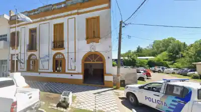Fue a carnear un chancho con su amigo y el arma terminó en un lugar inesperado