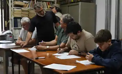 Con 12 años, un pibe de Eduardo Castex rindió el examen para ser radioaficionado y ya habla con Córdoba