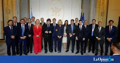 Vidal volvió de París con una promesa bajo el brazo: los decretos que firmará apenas toque Río Gallegos