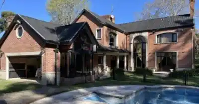 Comprar una casa en un country de La Plata: el precio que casi nadie calcula antes de firmar