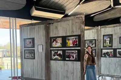 Las fotos de una escuela rural que terminaron en el lanzamiento de los 50 Festivales