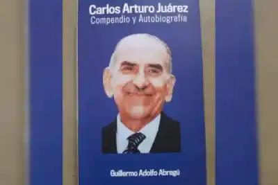 Juárez escribió su propia vida a mano: el manuscrito que Abregú guardó durante años