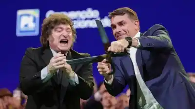Brasil define su futuro en las urnas y el Gobierno de Milei no le saca los ojos
