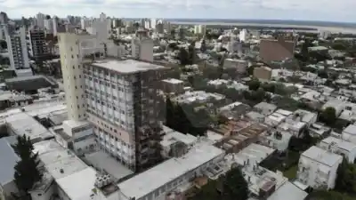 Un balazo en el tórax dejó a una adolescente de 14 años en terapia intensiva: hay dos adultos bajo la lupa
