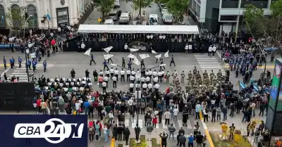 San Francisco celebró 140 años y Llaryora se puso al frente del desfile