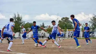 El empate que valió oro: Unión de Villa Krause festejó en Media Agua sin necesidad de ganar