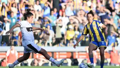 Ganaba Platense en Arroyito, pero el título de la Primera B se definió desde los penales