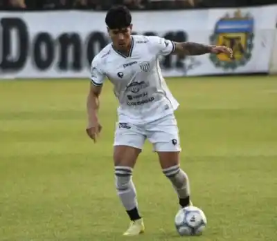 Chaco For Ever ganaba 2-0 con un doblete de Nievas, pero el final en el Gigante fue otro