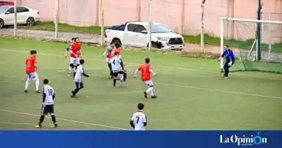 Sin sus titulares, Escorpión metió cuatro en Río Turbio y se quedó con la Zona 4