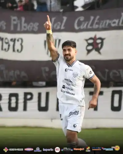 For Ever ganaba 2-0 en el Gigante, pero un detalle del complemento le costó caro