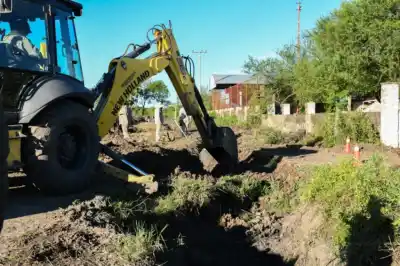 Resistencia liberó calles tomadas por cercos en el Papa Francisco: adónde va ahora el agua de la zona sur