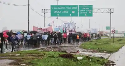Corte total en una autopista clave: ¿Qué reclaman los manifestantes?
