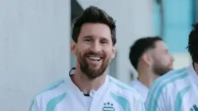 Messi entrena por última vez con la Selección y el Monumental se prepara para una despedida que nadie quiere perderse