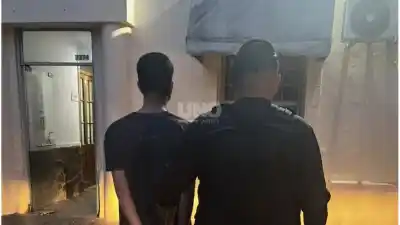 Entró encapuchado a una peluquería de barrio San Martín y disparó contra el peluquero: hay un aprehendido