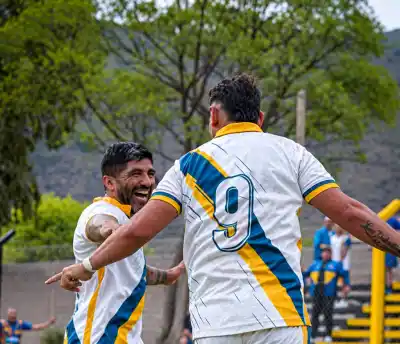 El "Defe" no pudo ganar en Belén, pero igual festejó: es líder e invicto
