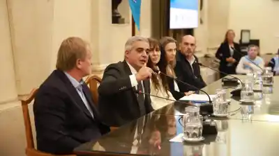 Universidades de Santa Fe se sentaron con los diputados y sonó fuerte una advertencia: "Estamos entrando en una fase terminal"