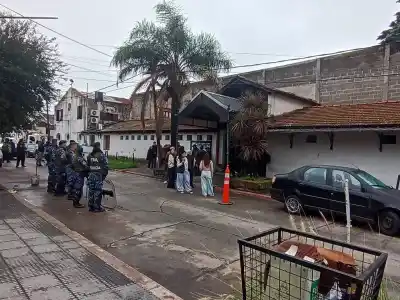 Resistieron el desalojo de un histórico boliche: la Justicia actuó por una deuda que se arrastra desde la pandemia