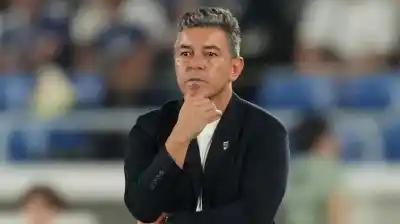 Gallardo ya dirigió tres partidos en Ecuador: el último terminó de la peor manera