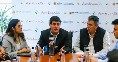 Se adelantaron al verano en los diques de San Juan y el Gobierno tomó una medida clave
