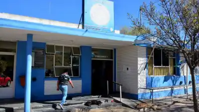 Recorrida policial en Viedma: lo identificaron y lo que salió del sistema lo dejó detenido