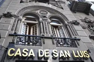 Poggi insiste con vender la Casa de San Luis: el detalle del precio que nadie quiso pagar