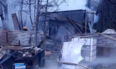 Se ausentó de su casa por unos minutos y al volver el fuego ya había hecho estragos