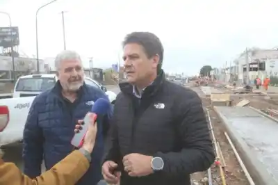 La Gran Avenida ya muestra cómo será: cinco carriles y una capa de asfalto que todavía falta