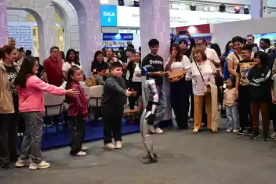 Cerró la Feria del Libro en Santiago: dos sedes, cinco días y un invitado que llegó desde París