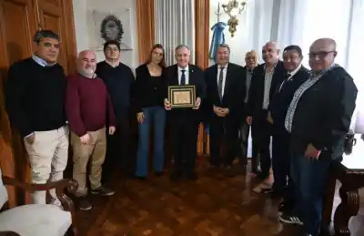 El pedido que llevaron a Jaldo los dueños de caballos del Hipódromo de Tucumán