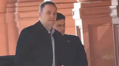 Exfutbolista revela detalles clave en la compra de un departamento que investiga la justicia