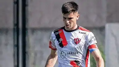 Con uno menos y todo cuesta arriba, Patronato se quedó con las manos vacías