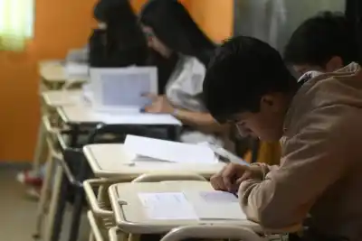 Vacantes para primer año del secundario en Chubut: la inscripción cierra el 30 de octubre y no todos los pedidos terminan en banco