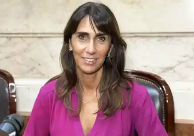 Una diputada nacional se vio forzada a borrar publicaciones tras una orden judicial: ¿Qué dijo sobre el gobernador?