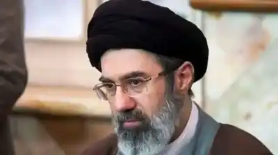 El líder supremo de Irán lleva semanas sin aparecer y un informe revela su estado crítico