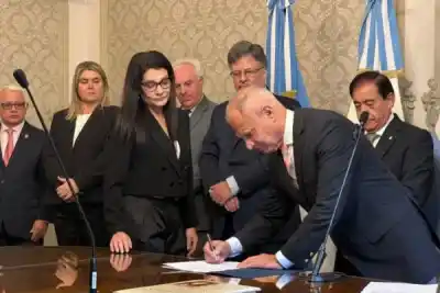 Los cuatro nombres que se sentarán en el tribunal que juzga a los jueces correntinos