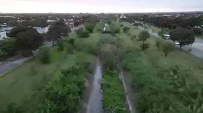 Vecinos advierten sobre riesgo inminente en canal del barrio Lomas de Tafí