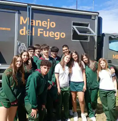 Estudiantes de San Luis crearon una app contra el fuego y la mostraron en un congreso internacional