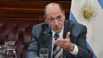 Zaffaroni apuntó contra la Corte por el fallo que dejó al país a merced de los magnates extranjeros