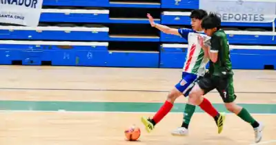 Cuatro localidades van por un lugar en los Evita: así arrancó el cuadrangular de futsal en Río Gallegos