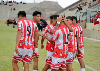 Empate agónico en el Bicentenario: Villa Cubas se metió en la segunda fase y define de local