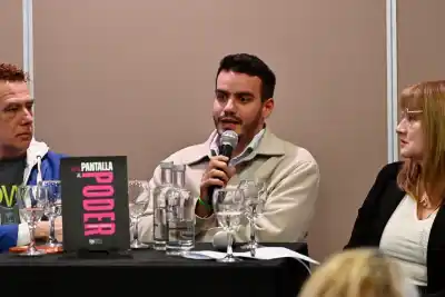 Presentaron en San Luis un libro sobre política y redes: quién dijo qué en el debate