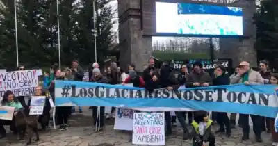 Vecinos de El Calafate leen un expediente de 400 páginas y encuentran algo que no cierra: "No van a ser 24 cabañas"