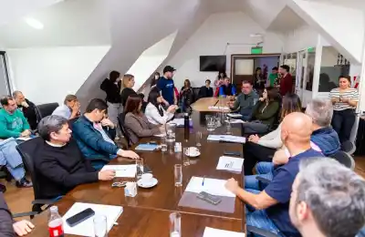 Convocan a gremios y empresarios por el financiamiento educativo: el plazo que apura al Parlamento