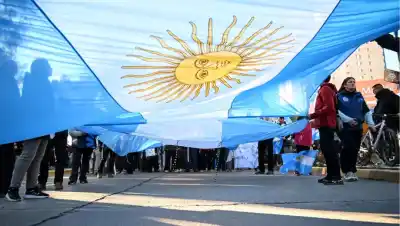 El fallo de la Corte que abrió la puerta a que extranjeros compren tierras en Neuquén y Río Negro