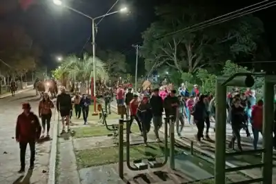 Peregrinos ya caminan la Ruta 13: a qué hora llegan a Caá Catí para la fiesta de la Virgen
