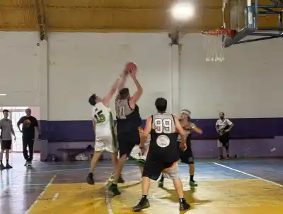 Básquet del Valle: un equipo se quedó afuera y ahora nadie sabe cómo sigue la tabla