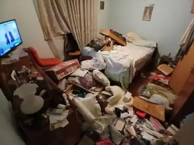 Se fue un día y medio de su casa en Albardón: cuando volvió, la puerta no estaba como la dejó