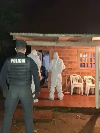 San Vicente: un joven de 27 años fue hallado sin vida en plena calle y hay cuatro detenidos